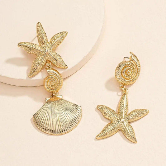 Starfish & Seashell on a Seashore